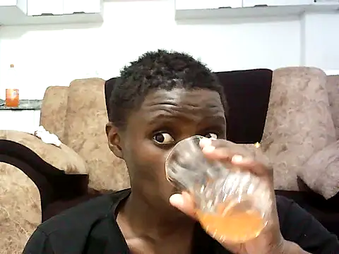 hottgirlval online show from March 1, 2:15 am