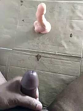 Snapshot of cenyon124 chatting on January 13, 3:50 pm cenyon124 online show from January 13, 3:50 pm