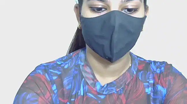 Snapshot of sparkling_queen chatting on March 14, 2:20 am sparkling queen online show from March 14, 2:20 am