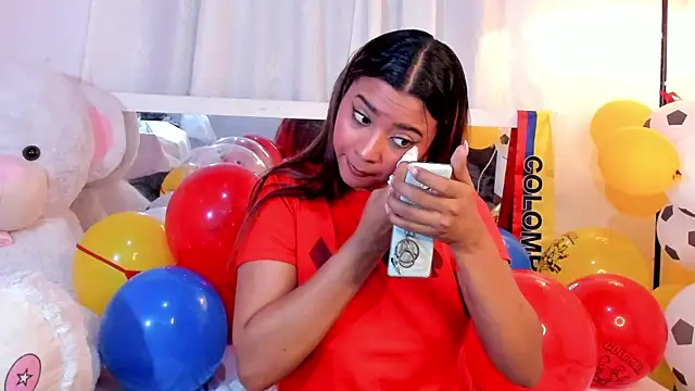 JessyZoe online show from June 21, 12:13 am