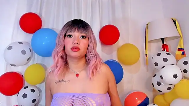JessyZoe online show from July 1, 3:56 pm