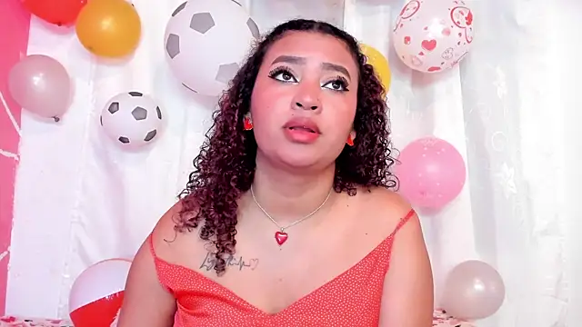 JessyZoe online show from July 15, 2:33 pm
