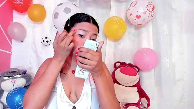 JessyZoe online show from July 17, 4:01 pm
