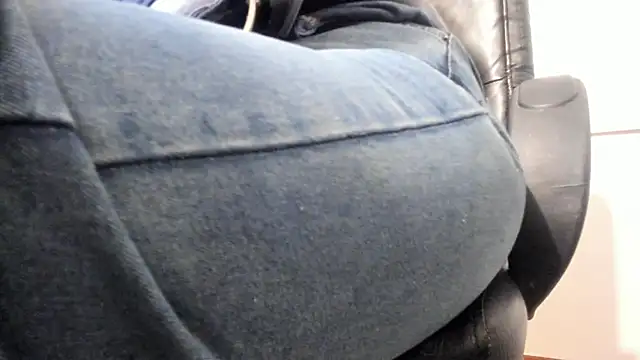 EmaGw online show from February 22, 11:35 pm