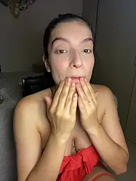 Snapshot of dakota_le chatting on February 28, 4:43 am dakota le online show from February 28, 4:43 am