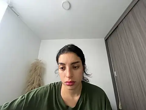 dakota le online show from July 23, 2:37 pm