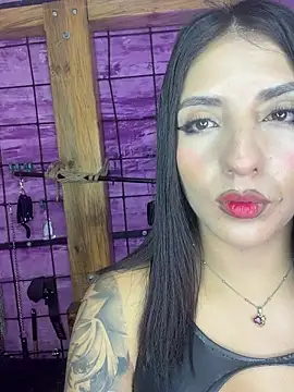 Snapshot of alexia_aitanaa_ chatting on July 12, 2:35 am alexia aitanaa online show from July 12, 2:35 am
