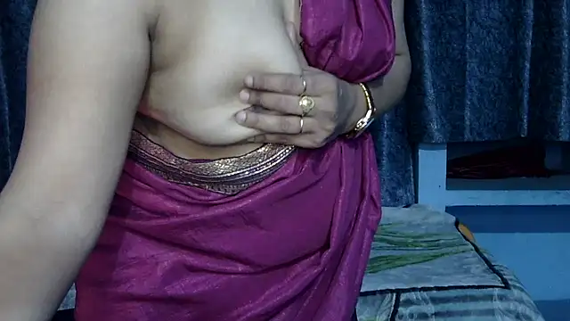 Snapshot of Kajal_G chatting on February 2, 2:27 am Kajal G online show from February 2, 2:27 am