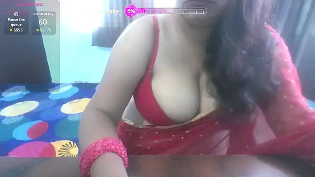 Snapshot of hot-saniya01 chatting on November 19, 7:52 am hot-saniya01 online show from November 19, 7:52 am