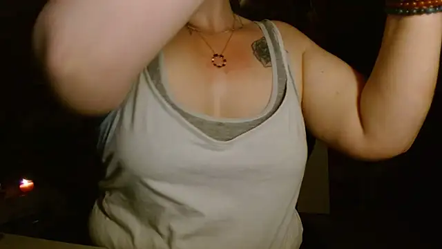 Snapshot of cruellaculdenfer67 chatting on May 10, 10:15 pm cruellaculdenfer67 online show from May 10, 10:15 pm