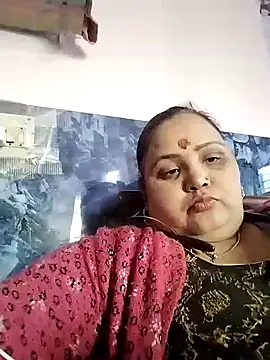Snapshot of Kiyara7 chatting on January 30, 6:24 am Kiyara7 online show from January 30, 6:24 am