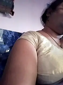 Snapshot of Kiyara7 chatting on February 6, 11:10 am Kiyara7 online show from February 6, 11:10 am