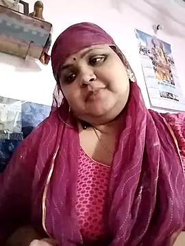 Snapshot of Kiyara7 chatting on February 17, 2:53 am Kiyara7 online show from February 17, 2:53 am