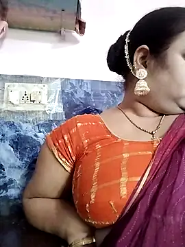 Snapshot of Kiyara7 chatting on March 5, 7:05 am Kiyara7 online show from March 5, 7:05 am