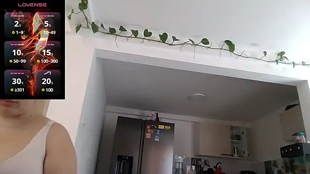 saramartinez1000 online show from February 13, 6:27 pm