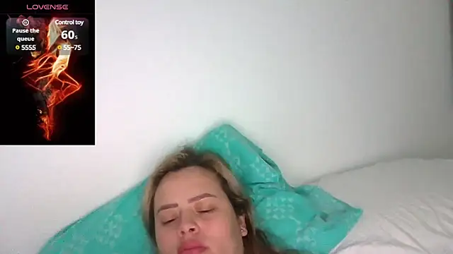 saramartinez1000 online show from March 5, 3:08 am