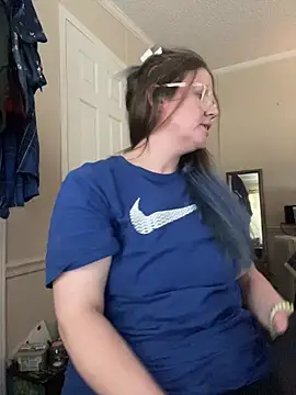 Snapshot of velvetta_ chatting on October 29, 5:25 pm velvetta online show from October 29, 5:25 pm