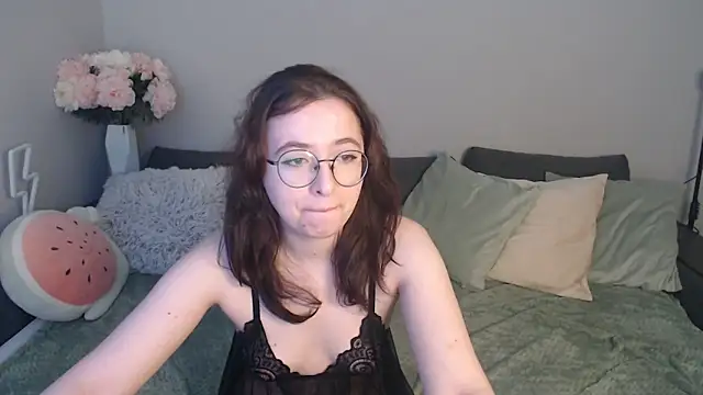 Mini Diva online show from March 14, 9:14 am