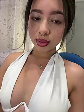 AliceJovovich online show from December 30, 10:43 am