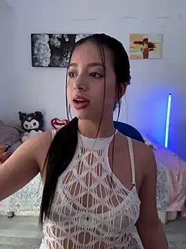 AliceJovovich online show from November 13, 8:46 am