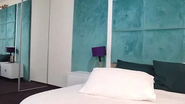 Snapshot of BriannaHart chatting on January 30, 10:29 am BriannaHart online show from January 30, 10:29 am