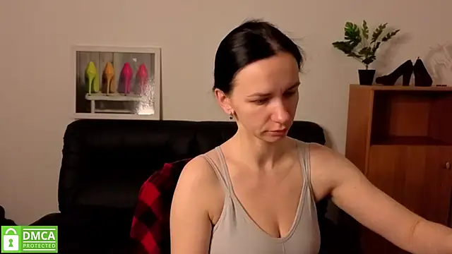 annakillianox online show from April 30, 5:25 am