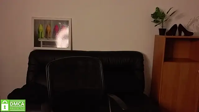 annakillianox online show from June 11, 5:27 am