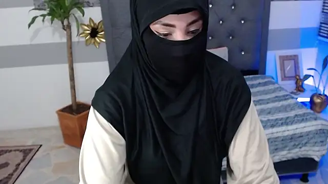 Snapshot of Jalima_sabag chatting on February 14, 7:23 pm Jalima sabag online show from February 14, 7:23 pm