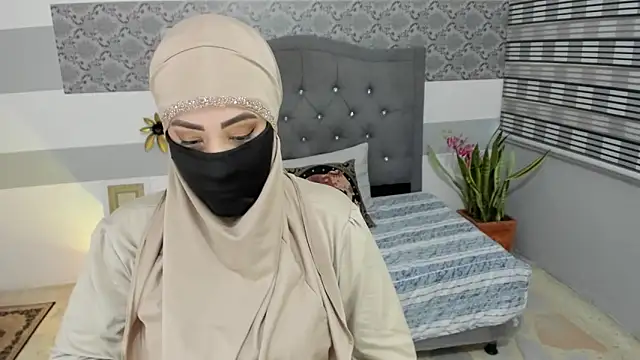 Snapshot of Jalima_sabag chatting on June 6, 7:40 pm Jalima sabag online show from June 6, 7:40 pm