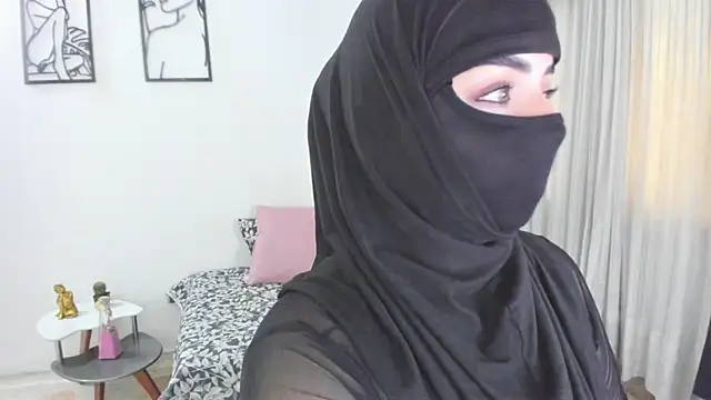 Snapshot of Uzra_hayed chatting on July 31, 4:06 pm Uzra hayed online show from July 31, 4:06 pm