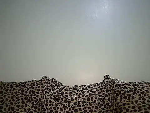 Toxique  online show from December 19, 3:30 pm