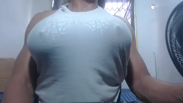 DanielaMuscleTS online show from July 26, 7:54 pm