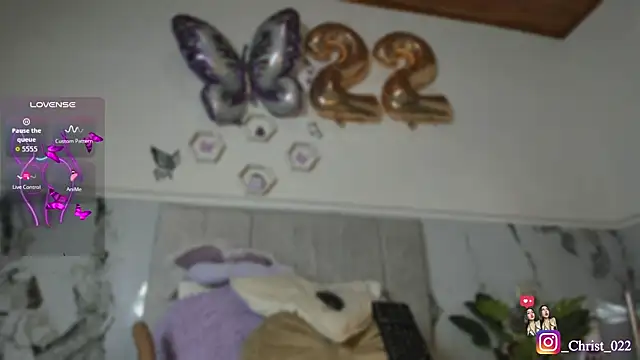 christal cutee online show from May 5, 3:36 am