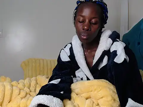 Snapshot of Hotellen chatting on July 15, 9:09 pm Hotellen online show from July 15, 9:09 pm