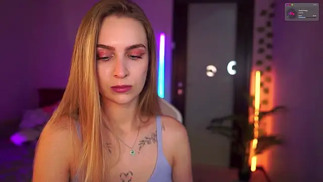 Kamila icee online show from September 27, 7:41 pm