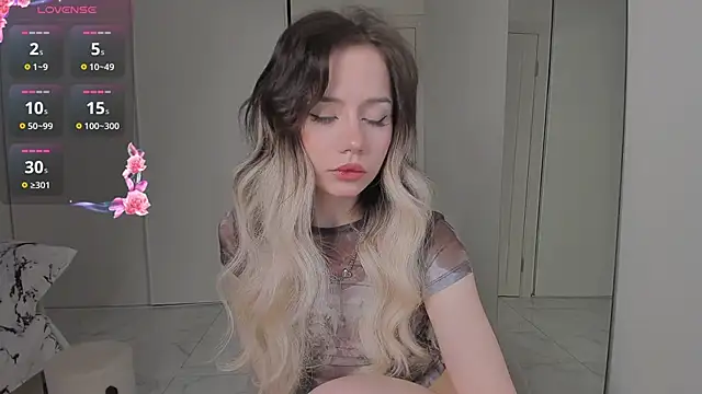 Snapshot of KellyBarton chatting on December 26, 7:05 pm KellyBarton online show from December 26, 7:05 pm