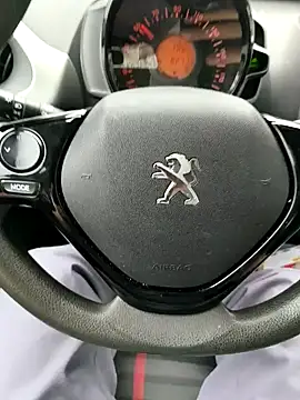 Snapshot of onbifeet chatting on March 18, 12:03 pm onbifeet online show from March 18, 12:03 pm