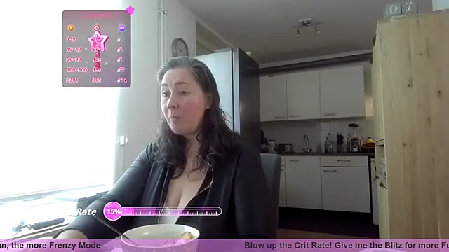 MilfGina online show from November 7, 8:58 am