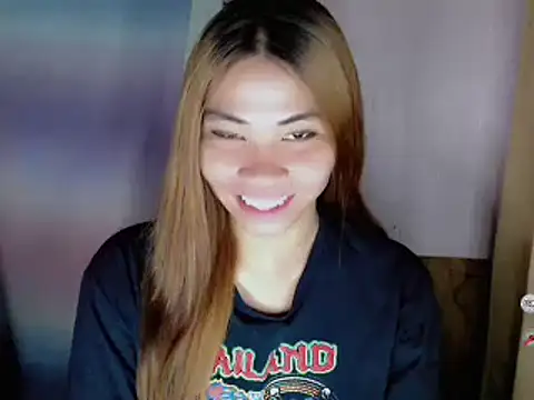 Snapshot of urfantacyjean chatting on April 13, 1:44 am urfantacyjean online show from April 13, 1:44 am