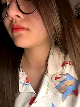 Snapshot of Krixxi22 chatting on November 25, 2:50 pm Krixxi22 online show from November 25, 2:50 pm