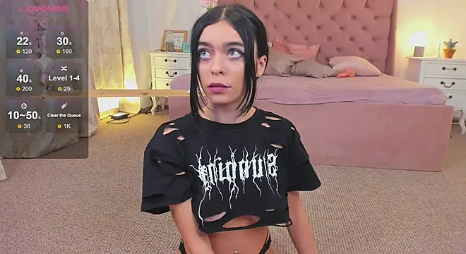 Snapshot of JassyeJoy chatting on December 2, 11:45 am JassyeJoy online show from December 2, 11:45 am