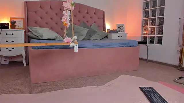 Snapshot of JassyeJoy chatting on October 31, 5:30 am JassyeJoy online show from October 31, 5:30 am