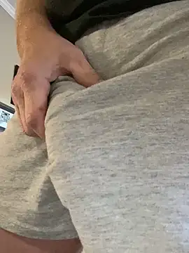 Realybigdill online show from October 19, 9:48 pm