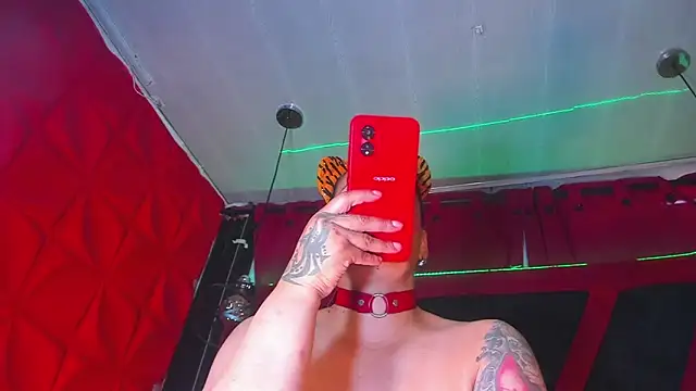 Taylor-hardcore online show from September 17, 2:19 pm