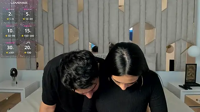 Snapshot of 1m_valery chatting on December 6, 12:27 pm 1m valery online show from December 6, 12:27 pm