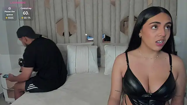 Snapshot of 1m_valery chatting on March 20, 12:43 pm 1m valery online show from March 20, 12:43 pm