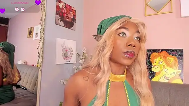 Snapshot of zaraadoll chatting on March 17, 2:12 pm zaraadoll online show from March 17, 2:12 pm