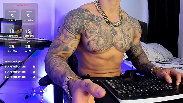 Snapshot of Aron_Dark chatting on March 18, 2:04 pm Aron Dark online show from March 18, 2:04 pm