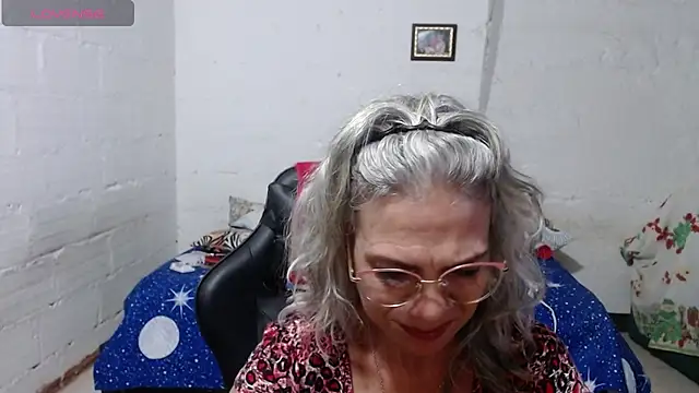 Snapshot of Giorgia_xue53 chatting on December 11, 8:04 am Giorgia xue53 online show from December 11, 8:04 am