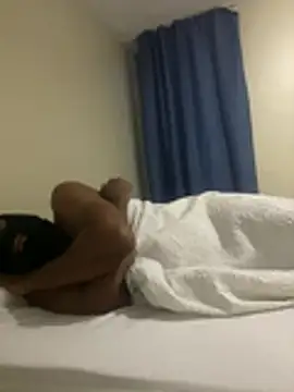 jaytee198610 online show from March 6, 3:47 am